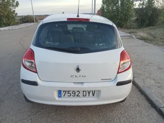 Renault Clio 2006