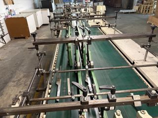 Máquina de plegado y pegado de cajas Jagenberg 875