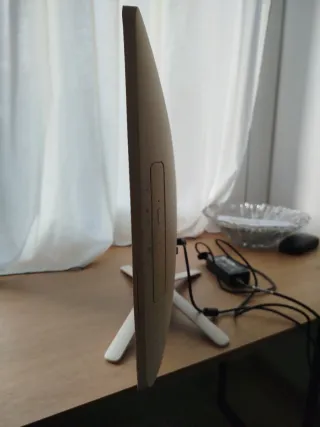 HP All in One Pantalla Táctil, 24"