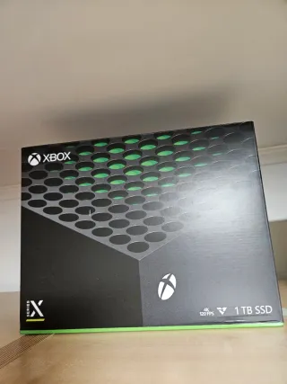 Xbox Series X + Controller