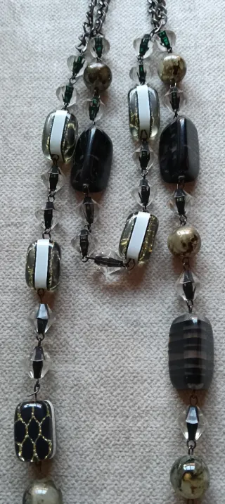 Collar largo doble de cadenas y abalorios
