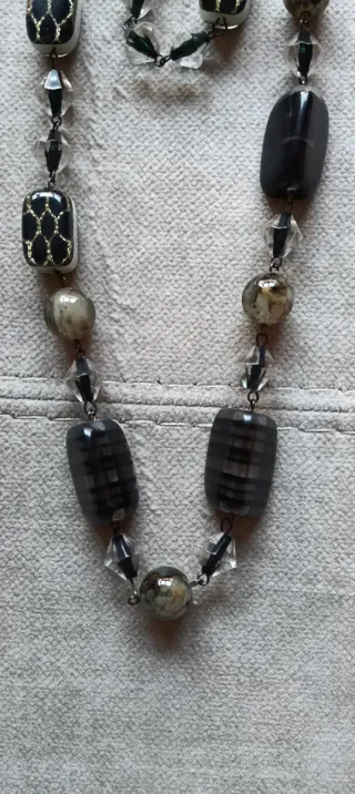 Collar largo doble de cadenas y abalorios