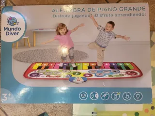 Alfombra Piano Gigante Mundo Diver