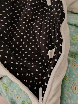Abrigo Bebé Minnie Blanco Talla 6-9 Meses