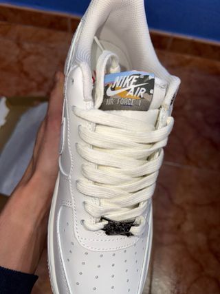 Nike Air Force 1 Valentine's Day Oro Blanco