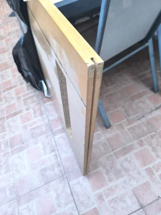 Puerta corredera de madera