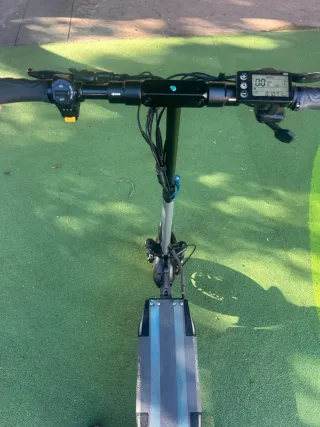 Patinete SmartGyro casi nuevo