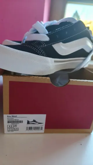 Zapatillas Vans Nuevas Talla 35