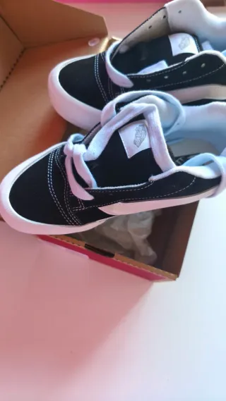 Zapatillas Vans Nuevas Talla 35