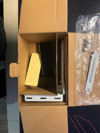 Suporte Vertical Gen4 para Gráficas PCIe