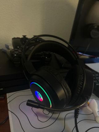 Cascos HP con micro e iluminación