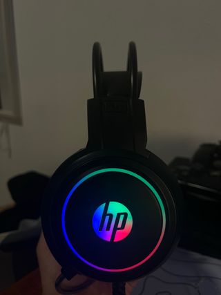 Cascos HP con micro e iluminación