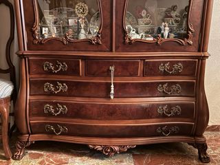 Vitrina Viuda de Hurtado Madera y Cristal