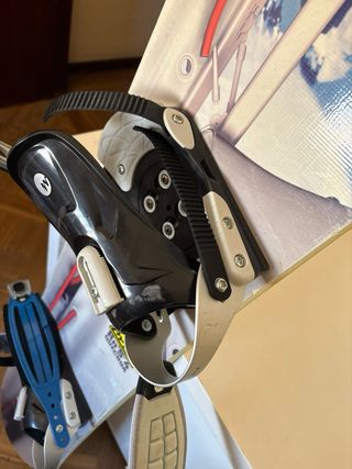 Tabla Snowboard Quechua 164 + Fijaciones + Botas 4