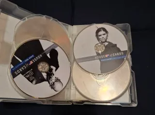 Lote 4 series TOP: Juego tronos, House of cards...