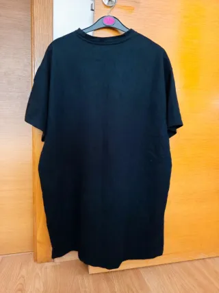 Camiseta Bershka BT21 Talla M