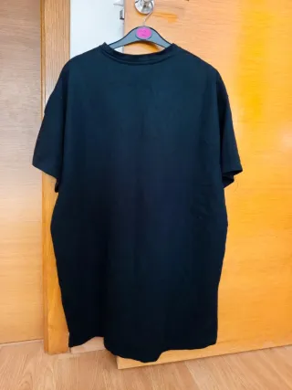 Camiseta Bershka BT21 Talla M