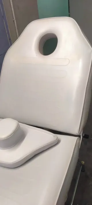 Camilla estructura metálica regulable cabeza pies