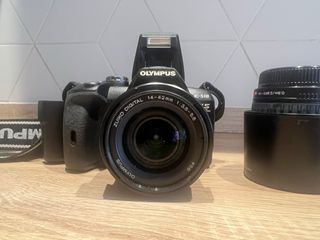 Olympus E-510 + 2 Objetivos + Bolsa