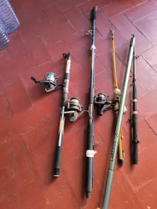 Lote de cañas de pescar