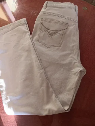 Vaqueros blancos mujer Quine