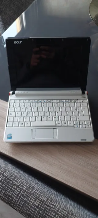 Portátil Acer Aspire One
