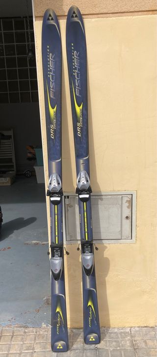 Botas y esquís Fischer