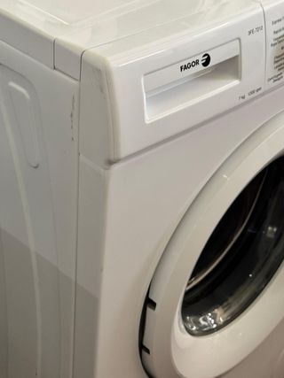LAVADORA DE CARGA FRONTAL MARCA FAGOR DE 7 KILOS