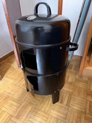 Parrilla ahumada multifuncional negra