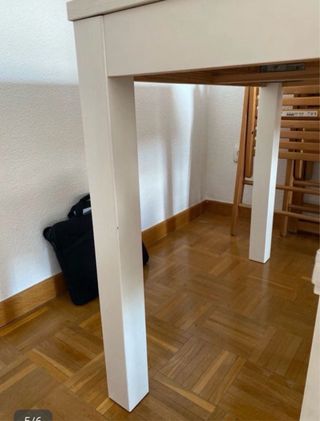 Mesa extensible blanca