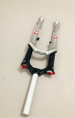 Horquilla Bomber XC600 ATA 2