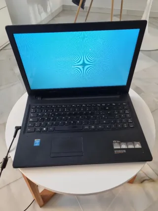 Ordenador Portátil Lenovo Negro (Leer bien)