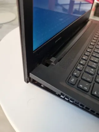Ordenador Portátil Lenovo Negro (Leer bien)