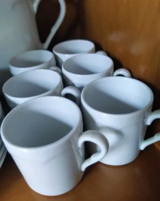 Juego de café nuevo de porcelana blanca Bidasoa