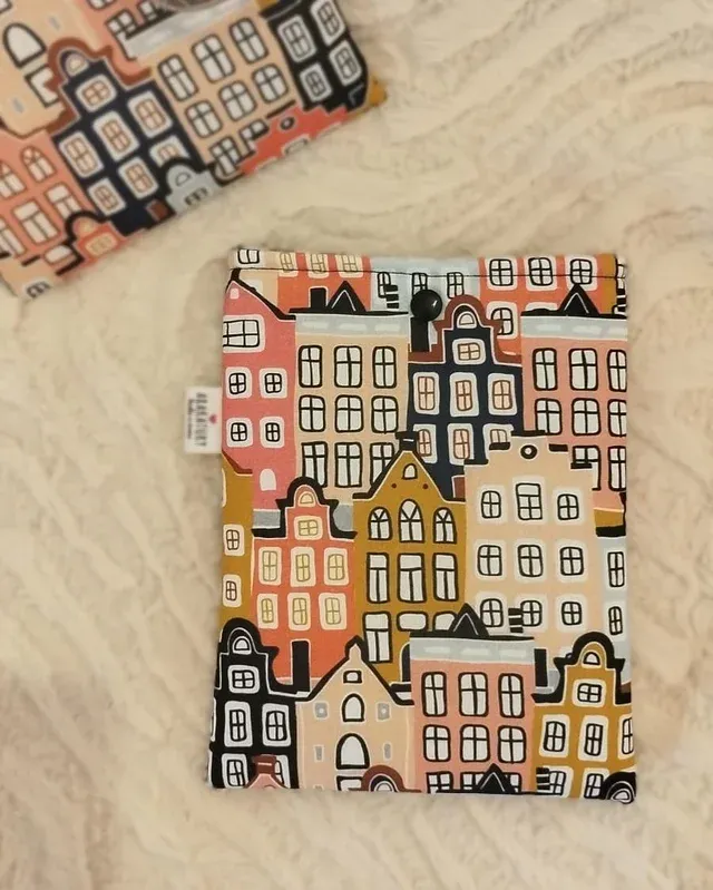 Funda libro hecha a mano | Casas