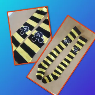 Calze lunghe a righe gialle e nere