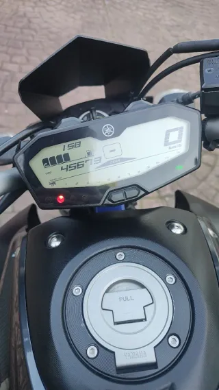 Yamaha MT-07 Negra y Azul