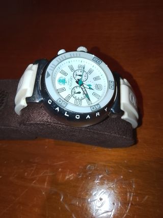 Reloj Calgary Mujer Plata y Blanco