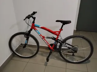 Bicicleta de montaña DENBIKE roja