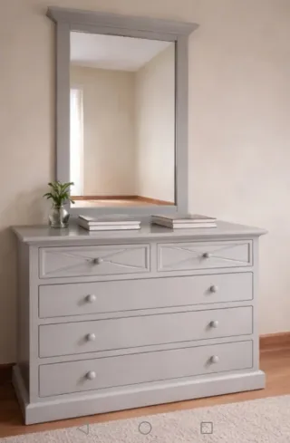 Cómoda y espejo de madera