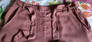 Pantalón Corto con Cinturón y Cintura Elástica