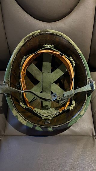 Casco M1 US Army con funda. Original de EE.UU.