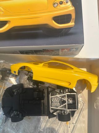FERRARI 360 MODENA 1/24 de TAMIYA