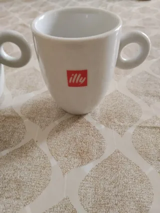 2 tazze mug illy in porcellana