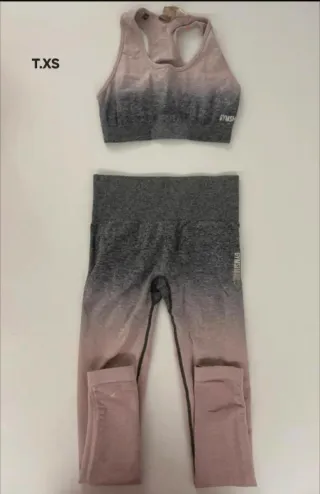 1 Conjunto deportivo de dos piezas Gymshark Talla