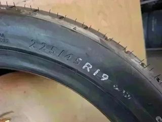 225 45 R19 92W Dunlop - 1 neumático +99%