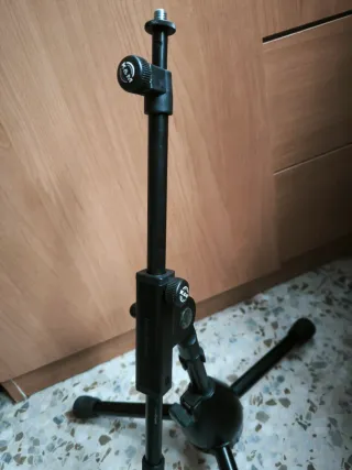 Supporto da tavolo per microfono piccolo