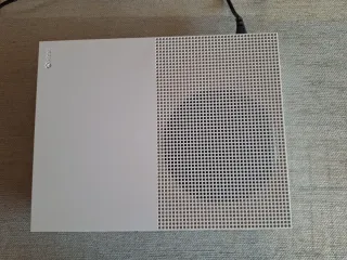 Xbox One S Bianca