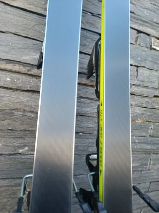 Esquís Volkl Racetiger SL