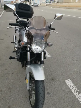 Honda CBF 600 Naked Plata